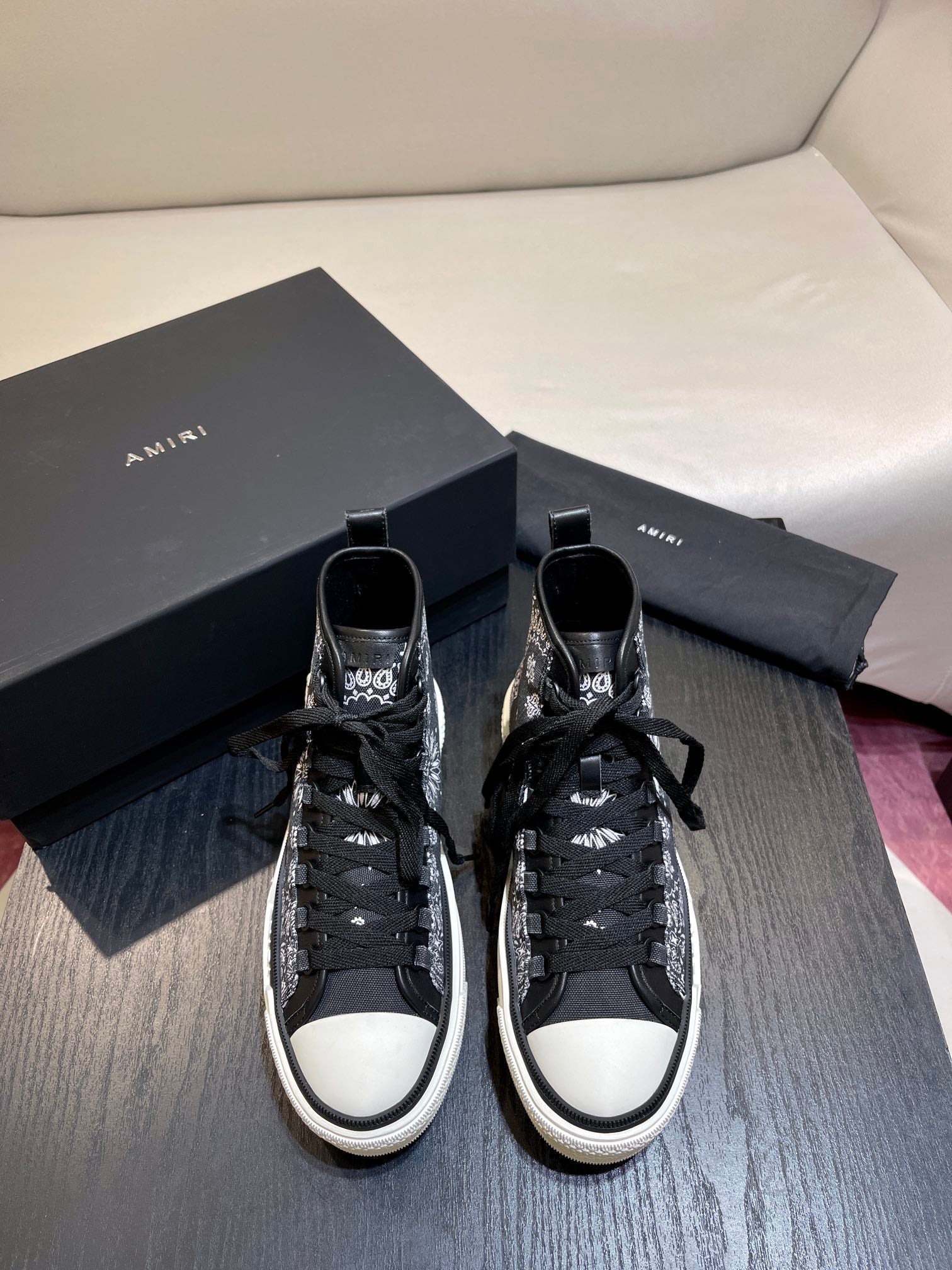 Men's Amiri Canvas and Leather Stars Court High Top Sneakers Shoes
