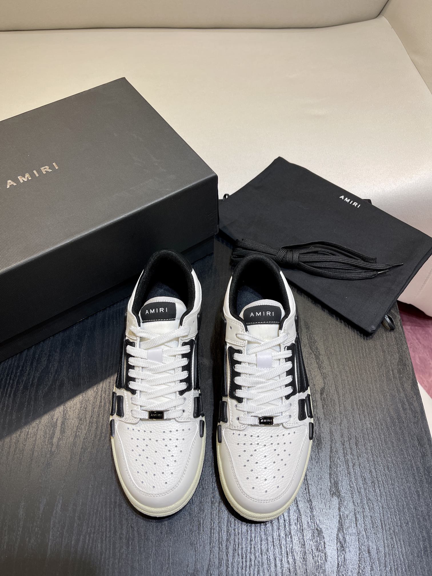 Amiri Leather Low-Top Fashion Sneakers - Casual Sports Shoes