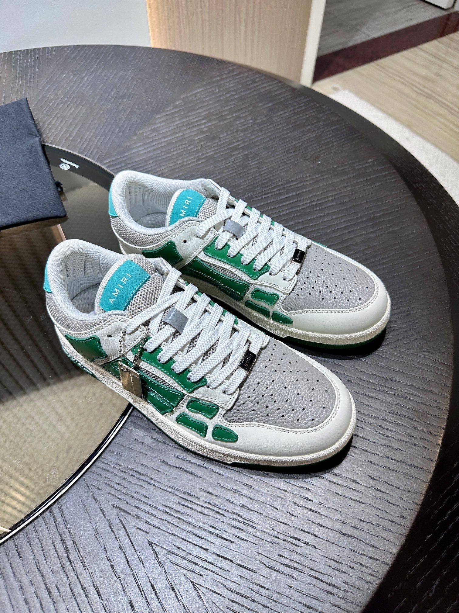 Amiri Leather Low-Top Fashion Sneakers - Casual Sports Shoes